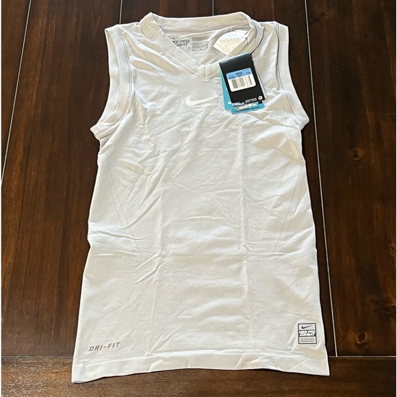 Nike Other - RARE 2013 NIKE PRO COMBAT GRAY DRI-FIT SLEEVELESS COMPRESSION SHIRT SIZE M L NWT